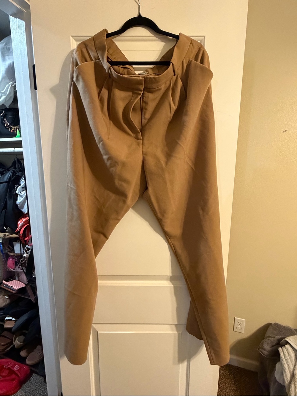 Abercrombie & Fitch Camel/Tan Tailored Pants